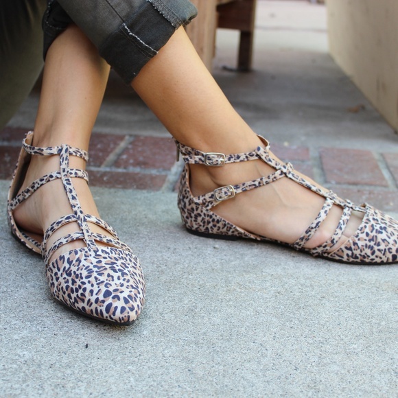 🚨LAST PAIR//The Harlow// Leopard Print caged Flat - Picture 5 of 8